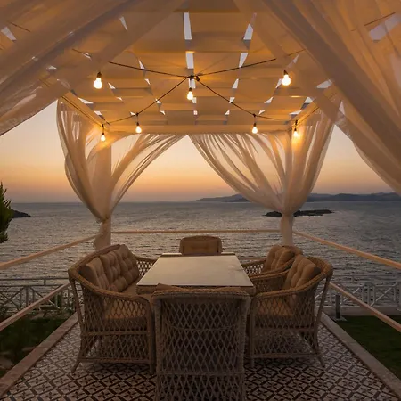 Vilă Bodrum'da Denize Sifir Muhtesem Boss 2 *