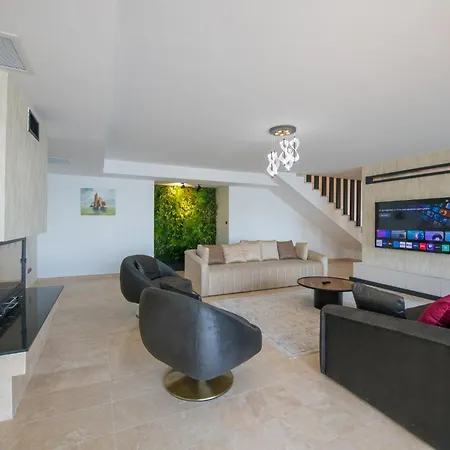 Bodrum'da Denize Sifir Muhtesem Boss 2 Vilă *