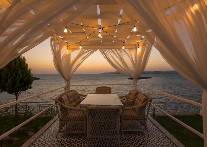 Vilă Bodrum'da Denize Sifir Muhtesem Boss 2 *