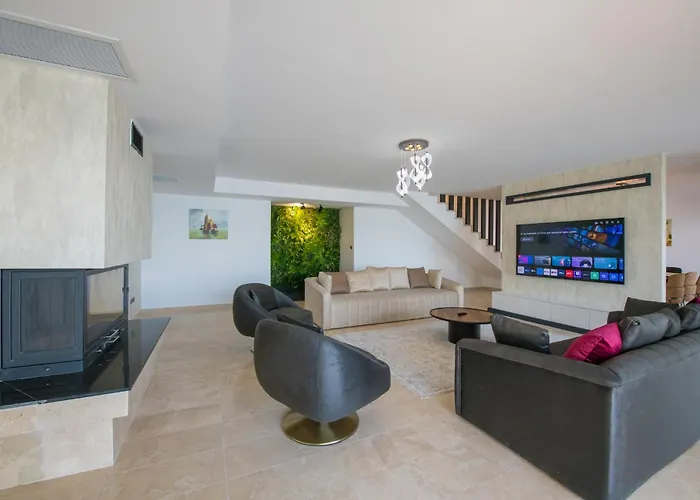 Bodrum'da Denize Sifir Muhtesem Boss 2 Vilă *