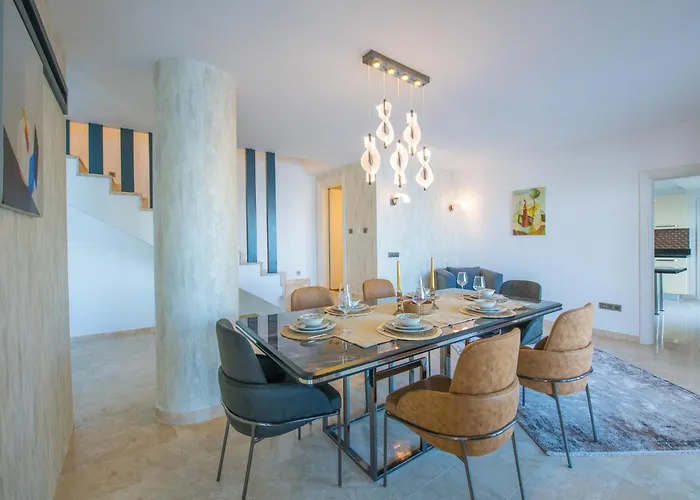 Bodrum'da Denize Sifir Muhtesem Boss 2 Vilă