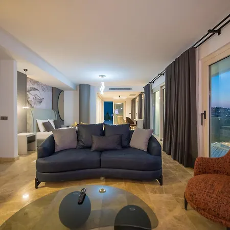 Bodrum'da Denize Sifir Muhtesem Boss 2