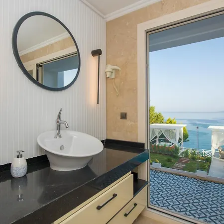 Bodrum'da Denize Sifir Muhtesem Boss 2 Villa Milas