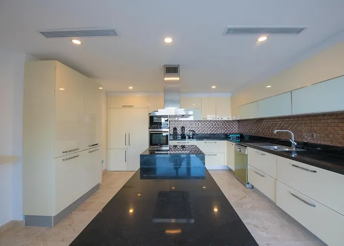 Bodrum'da Denize Sifir Muhtesem Boss 2 Villa